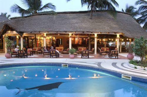 Espadon Hotel M'Bour Bagian luar foto
