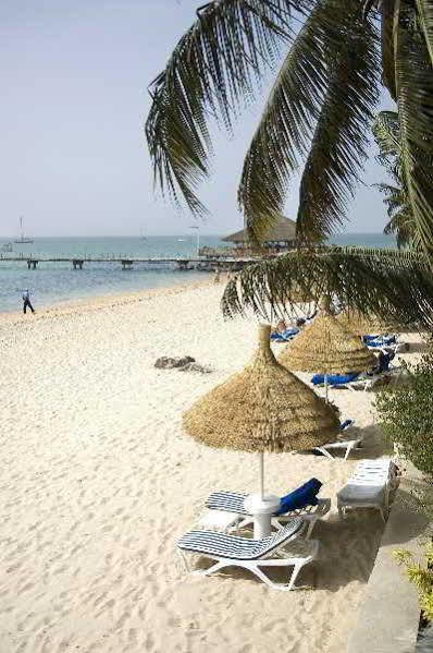 Espadon Hotel M'Bour Bagian luar foto