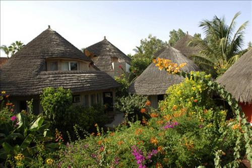 Espadon Hotel M'Bour Bagian luar foto
